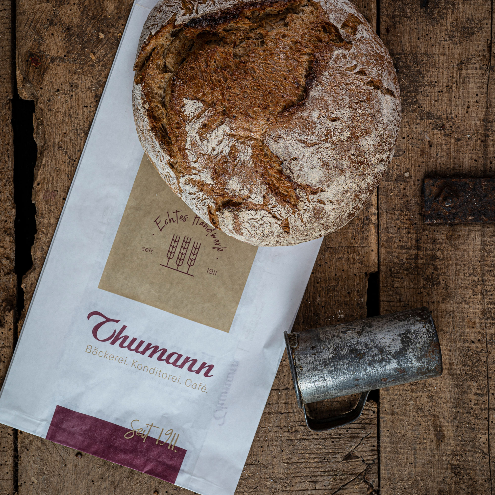 Corporate Design Thumann Brötchentüte Bäckerei Thumann und Brötchen