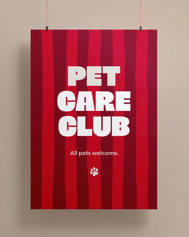 Am 01. Mai feiert die Tierarztpraxis Dr. Eva Rash ihr 10-jähriges Jubiläum. Für diesen Anlass haben wir den “PET CARE CLUB” als Motto entwickelt. Die Designs zeigen: eine Außendarstellung für einen Tierarzt muss nicht steril und nüchtern sein. 
Im Gegenteil: die Wärme und Emotion die in dem Spruch stecken, repräsentieren die liebevolle und sympathische Art, mit der sich Eva und ihr Team und ihre Patienten kümmern. ❤️  Schaut am 01. Mai bei Eva vorbei und werft einen Blick hinter die Kulissen.  #tierarzt #warendorf #designstudio #urbandesign #tierarztwarendorf